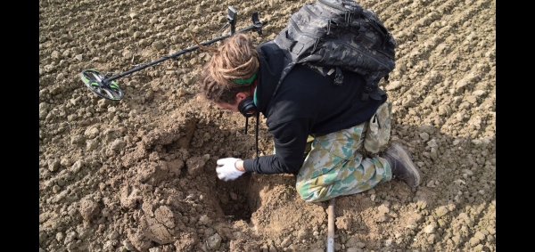 Spolupracovníci muzea vyrazili s archeology do terénu